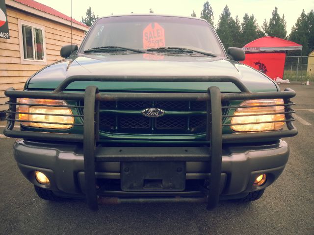 Ford Explorer 2001 photo 3