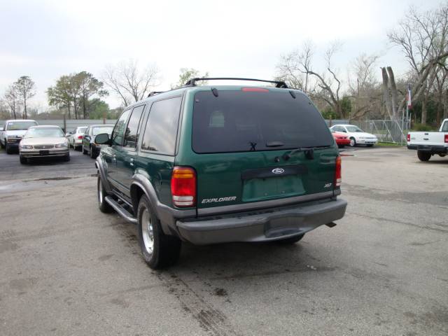 Ford Explorer 2001 photo 5