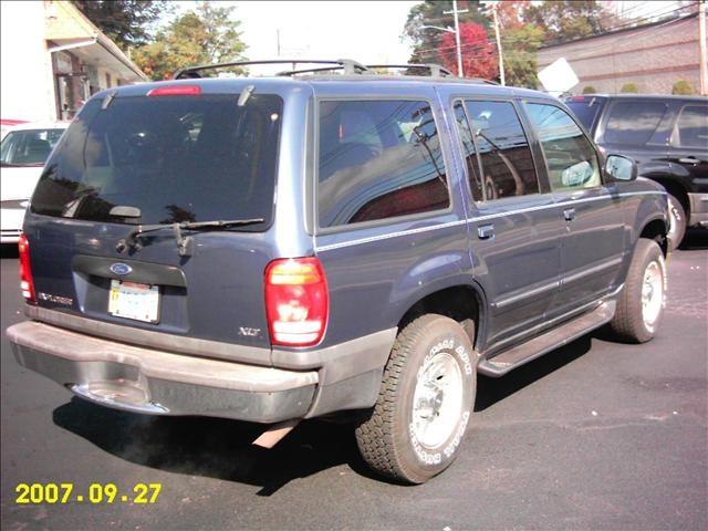 Ford Explorer 2001 photo 5