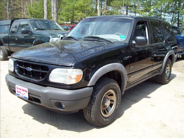 Ford Explorer XLS Sport Utility