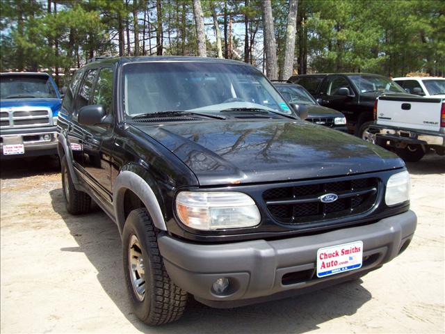 Ford Explorer 2001 photo 1