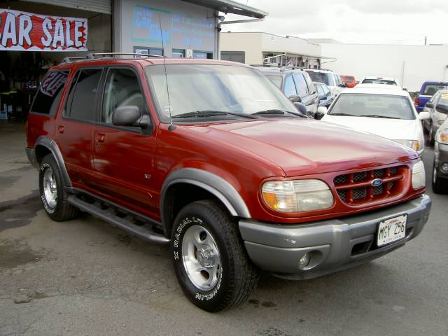 Ford Explorer 2001 photo 2
