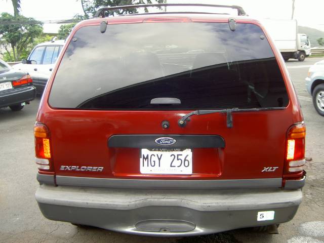 Ford Explorer 2001 photo 3