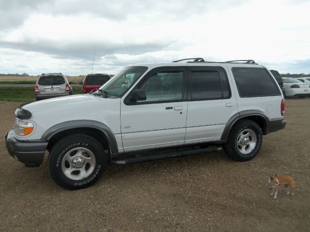 Ford Explorer 2001 photo 5