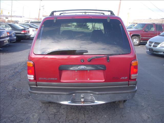 Ford Explorer 2001 photo 3