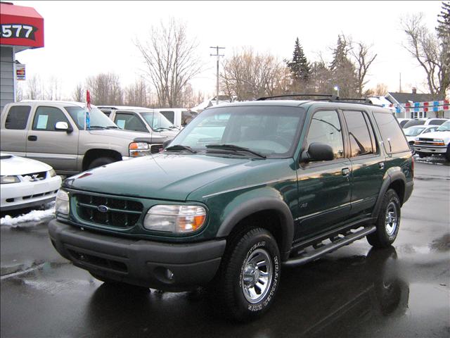 Ford Explorer XLS Sport Utility