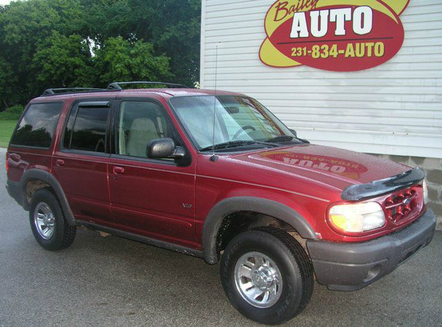 Ford Explorer 2001 photo 2