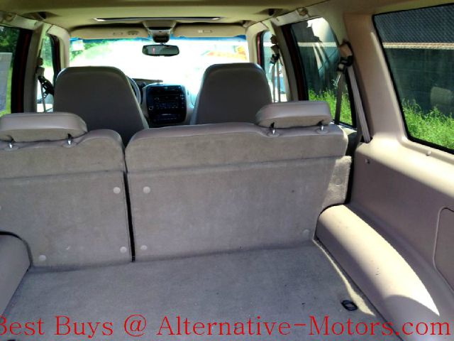 Ford Explorer 2001 photo 7