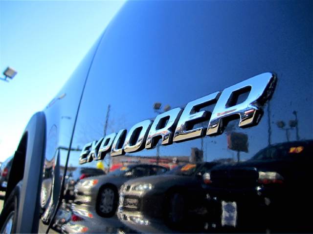 Ford Explorer 2002 photo 4