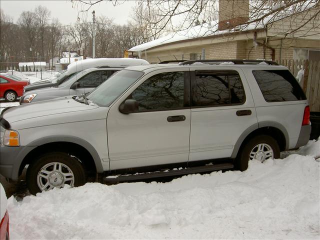 Ford Explorer XLS Sport Utility