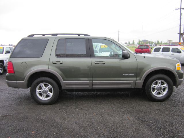 Ford Explorer 2002 photo 1