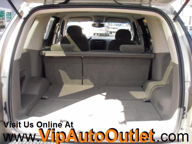 Ford Explorer 2002 photo 4