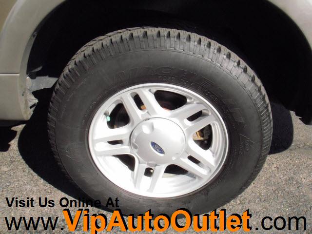 Ford Explorer 2002 photo 5