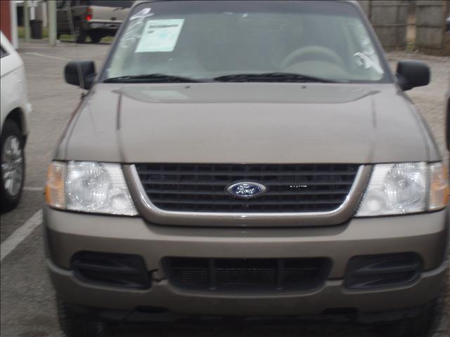 Ford Explorer 2002 photo 1