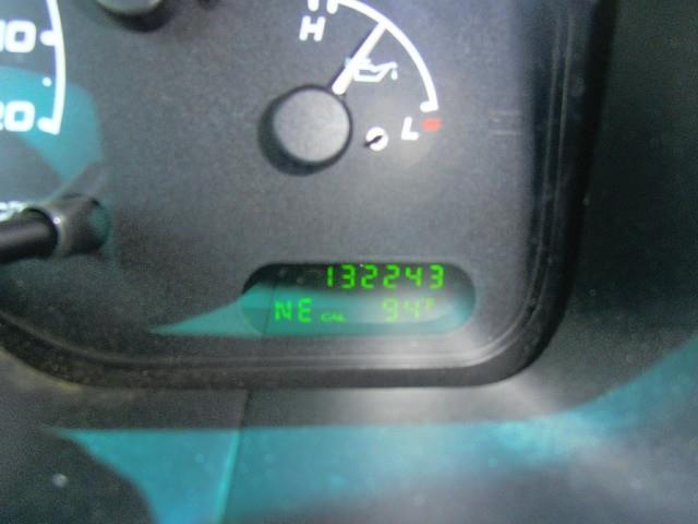 Ford Explorer 2002 photo 11