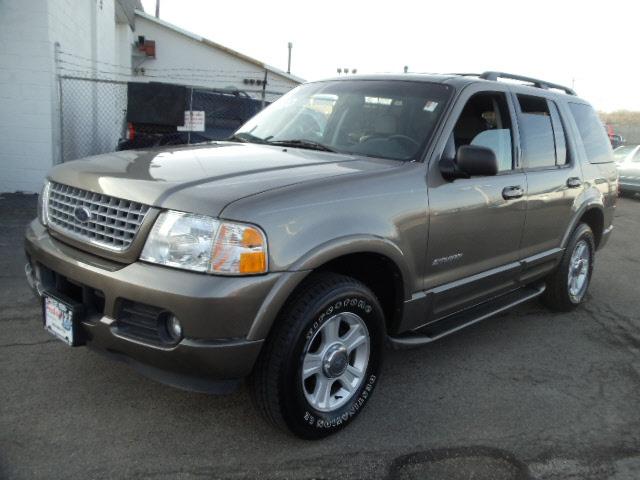 Ford Explorer 2002 photo 1