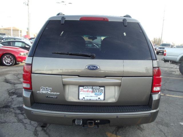 Ford Explorer 2002 photo 5