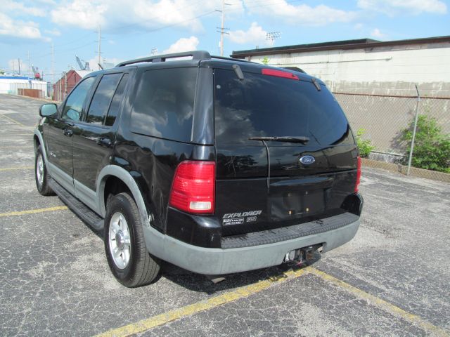 Ford Explorer 2002 photo 4