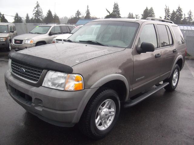 Ford Explorer XLS Sport Utility