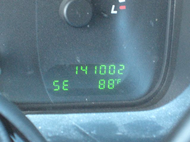 Ford Explorer 2002 photo 6