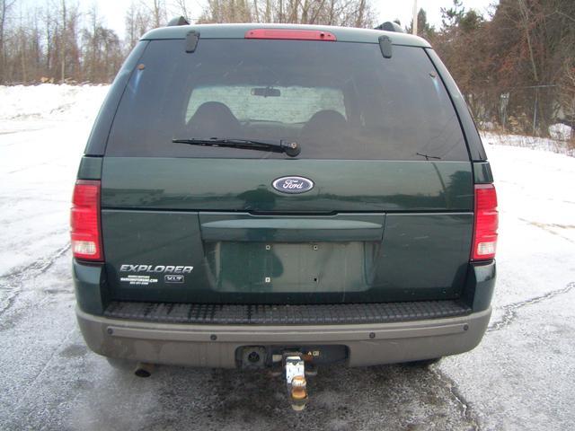 Ford Explorer 2002 photo 3