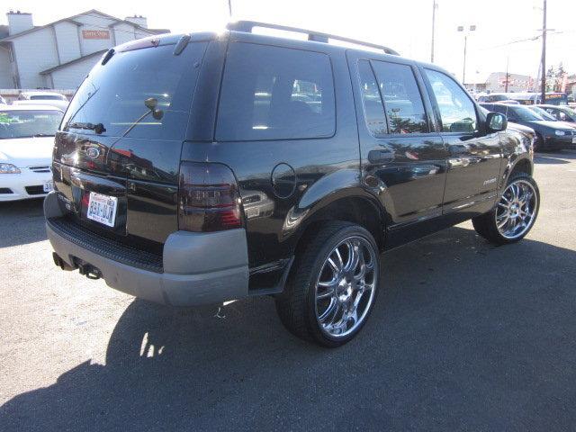 Ford Explorer 2002 photo 4