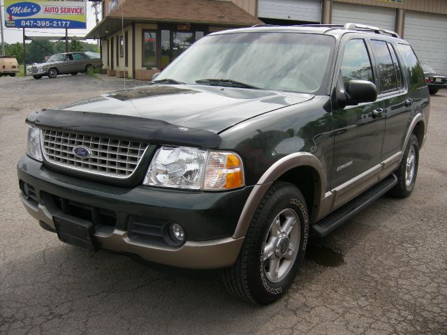 Ford Explorer E320 - Extra Sharp SUV