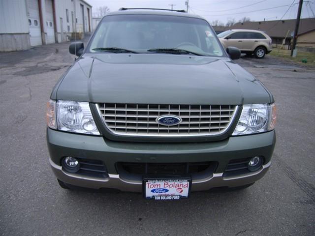 Ford Explorer 2002 photo 2