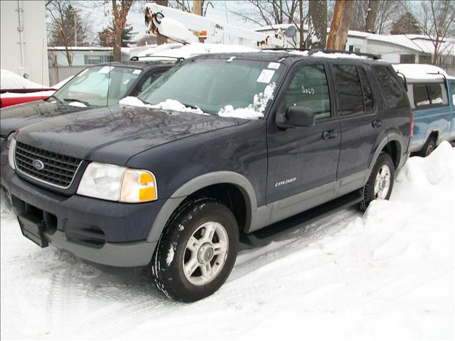 Ford Explorer 2002 photo 2
