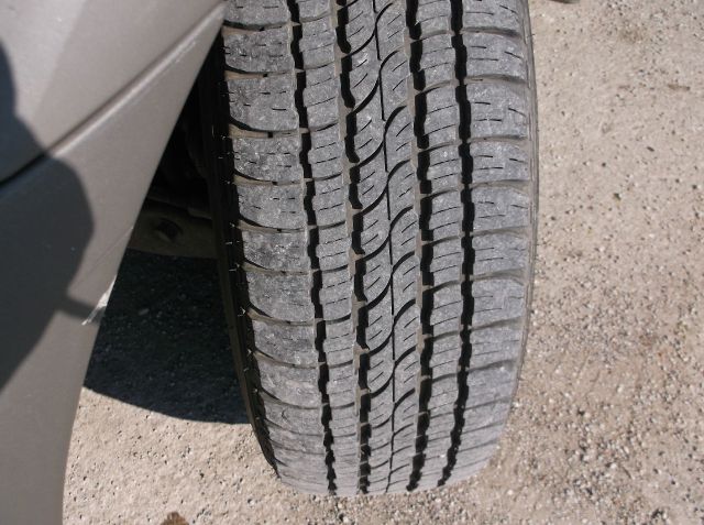 Ford Explorer 2002 photo 1