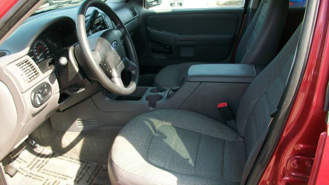 Ford Explorer 2002 photo 17