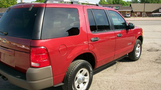 Ford Explorer 2002 photo 2