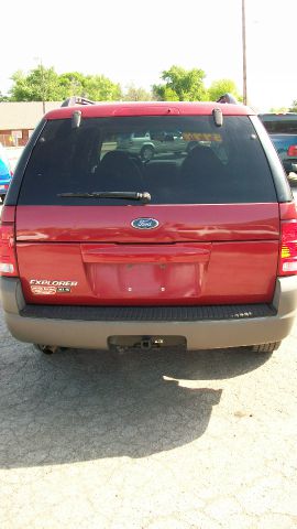 Ford Explorer 2002 photo 9