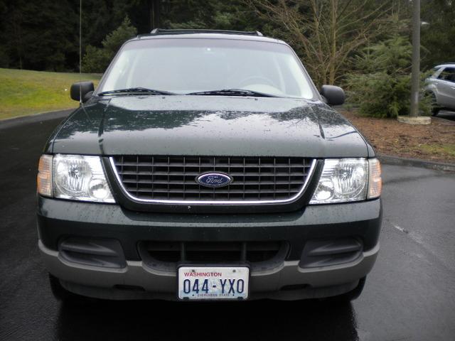 Ford Explorer 2002 photo 1