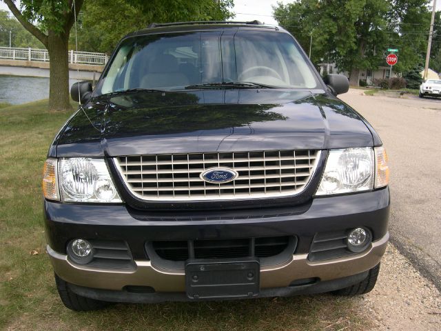 Ford Explorer 2002 photo 3