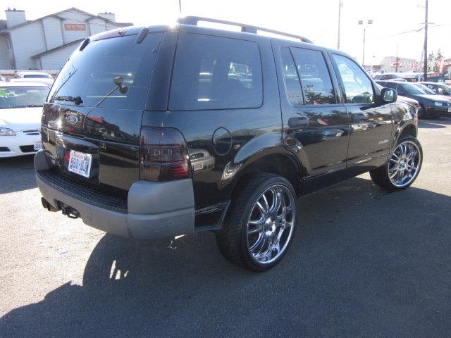Ford Explorer 2002 photo 4