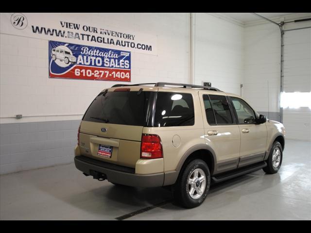 Ford Explorer 2002 photo 2