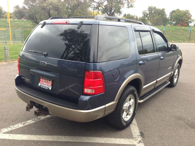 Ford Explorer 2002 photo 1