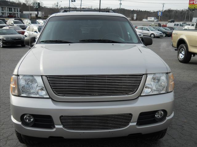 Ford Explorer 2002 photo 1