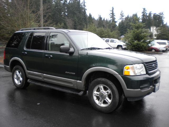 Ford Explorer 2002 photo 2