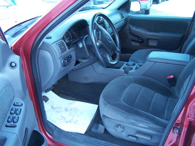 Ford Explorer 2002 photo 5