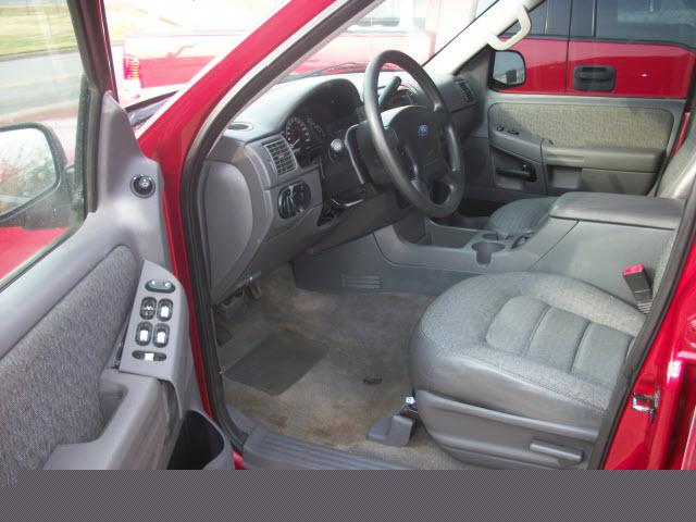 Ford Explorer 2002 photo 5