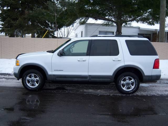 Ford Explorer 2002 photo 2