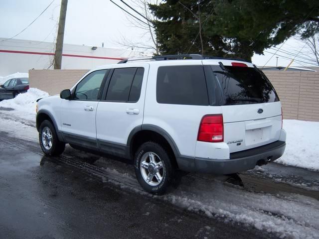 Ford Explorer 2002 photo 3