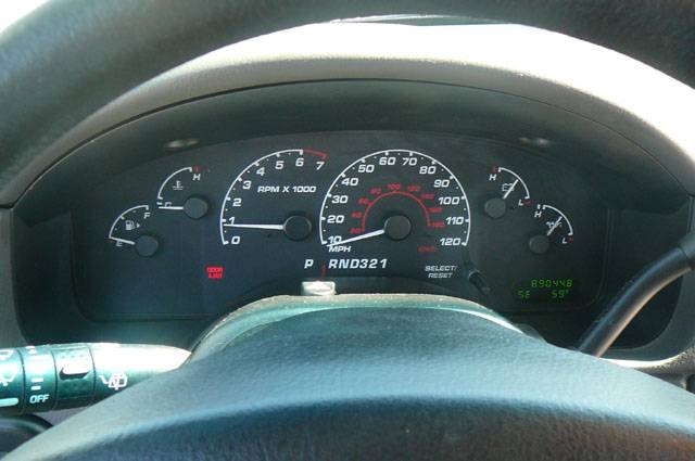 Ford Explorer 2002 photo 3