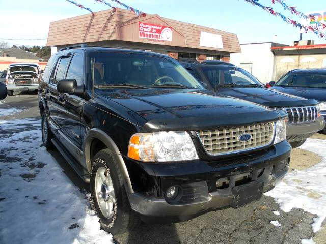 Ford Explorer 2002 photo 1