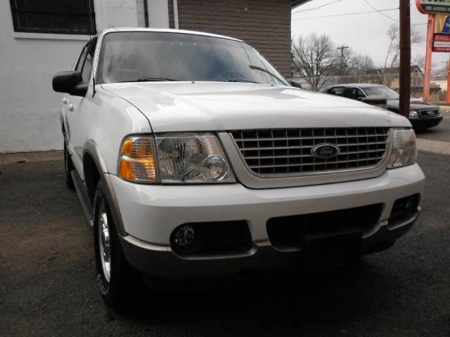 Ford Explorer 2002 photo 1