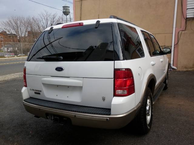 Ford Explorer 2002 photo 2
