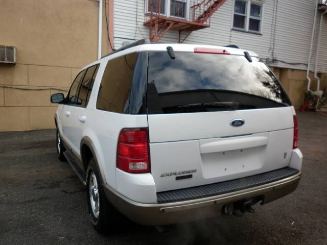 Ford Explorer 2002 photo 3