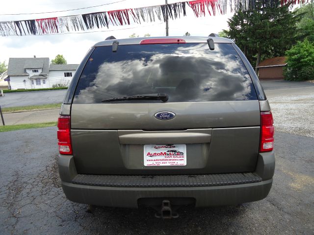 Ford Explorer 2002 photo 1